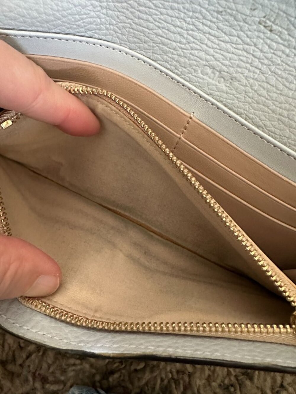 Chloé Small Leather Wallet With Tassel Detail Gold Hardware Light Gray Blue - Picture 10 of 16